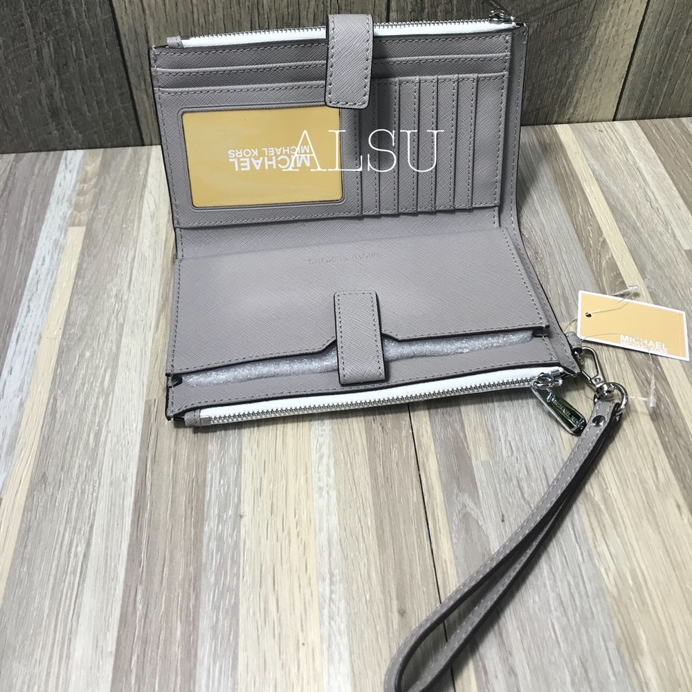 Michael Kors Doublezip Wris Wallet MiniLogo White - Picture 6 of 8